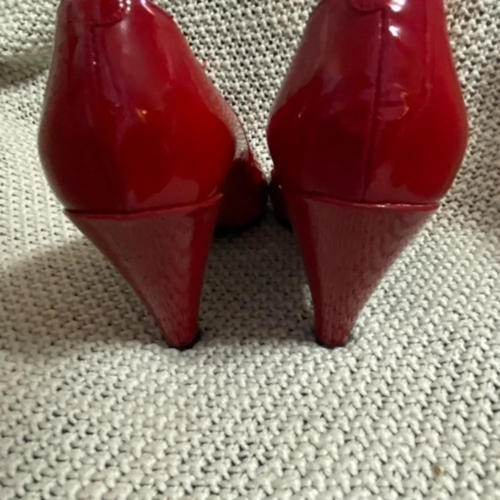 Marc By Marc Jacob’s Red‎ Patent Leather Heel, Size 38 (7.5)